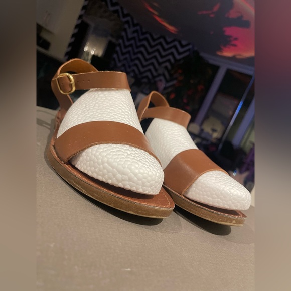 Steve Madden Donddi tan sandals - Picture 14 of 16